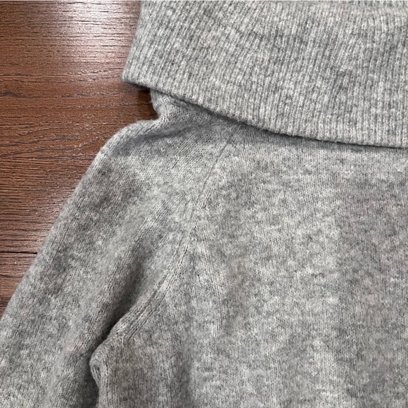 h&m gray fuzzy off shoulder fold over sweater cozy minimalist cottagecore winter - Picture 3 of 7